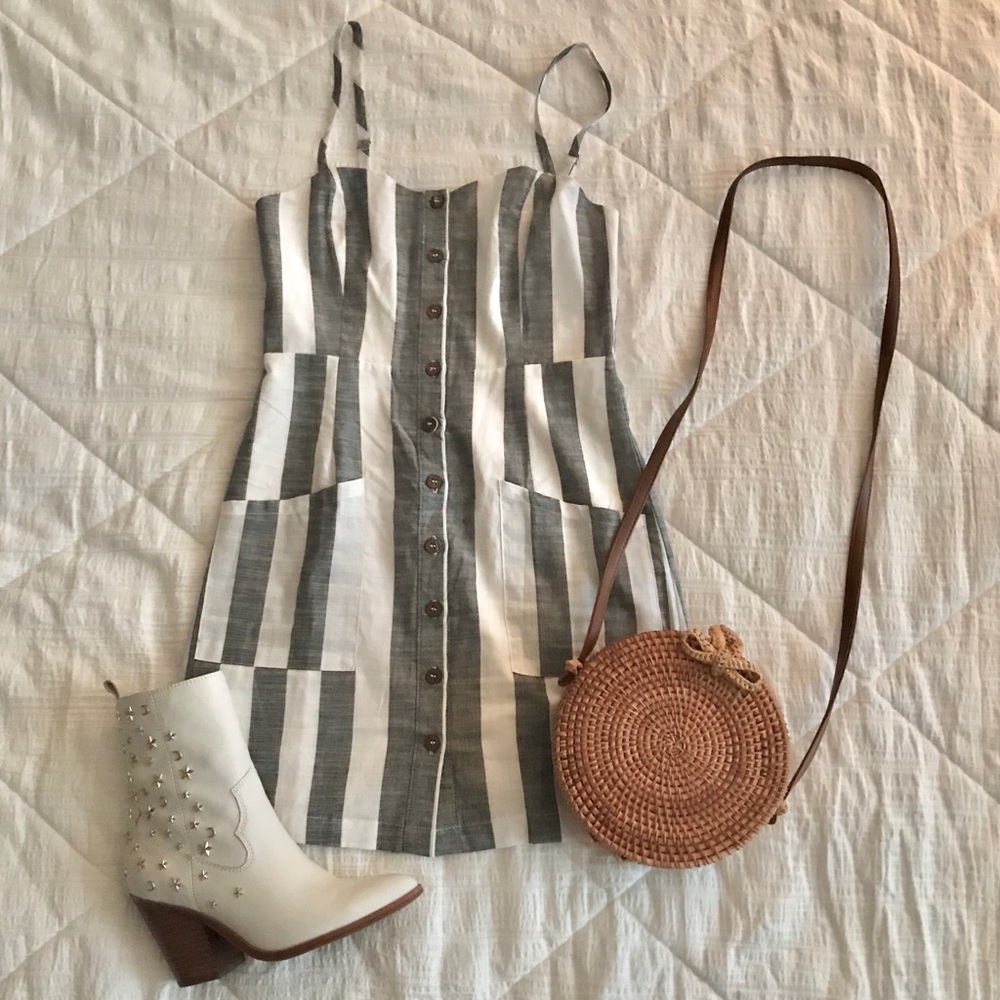 Striped Dress! Perfect for Spring and Summer